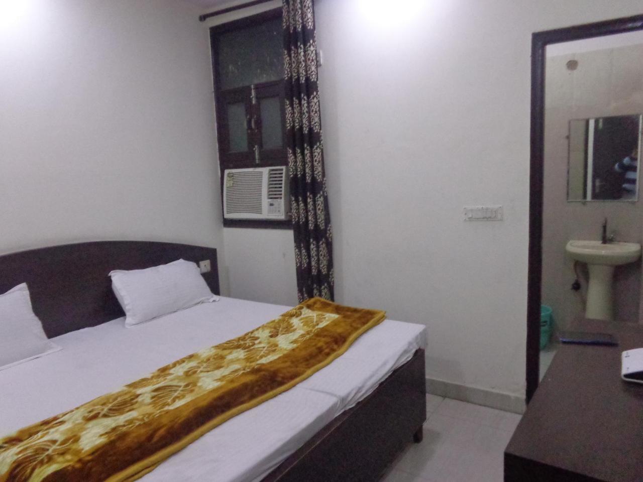 Silver Residency Hotel New Delhi Ngoại thất bức ảnh