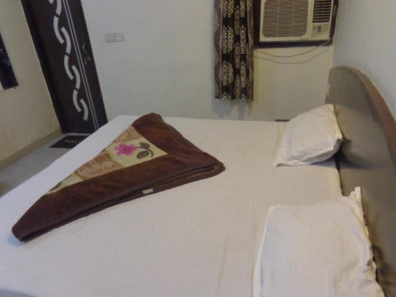 Silver Residency Hotel New Delhi Ngoại thất bức ảnh