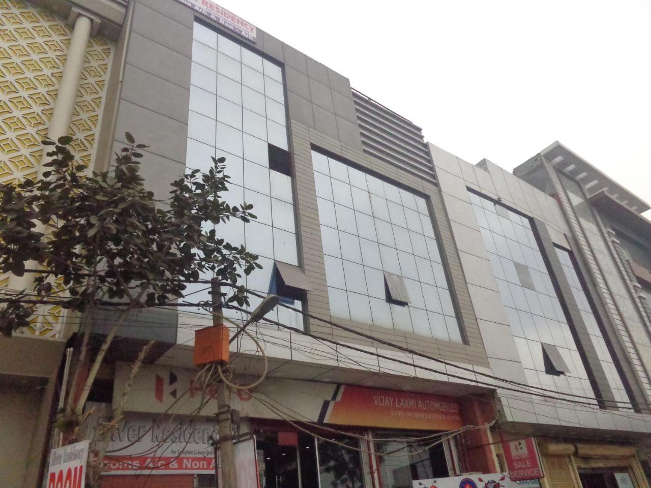 Silver Residency Hotel New Delhi Ngoại thất bức ảnh